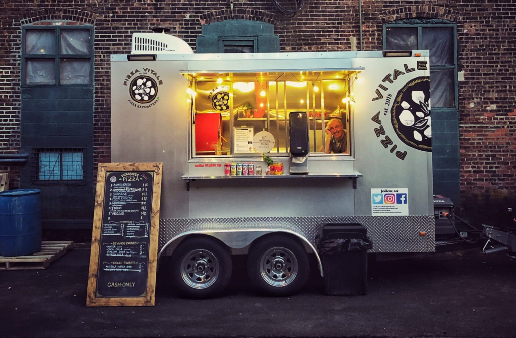 This image has an empty alt attribute; its file name is food-trailer-2-1024x672.png